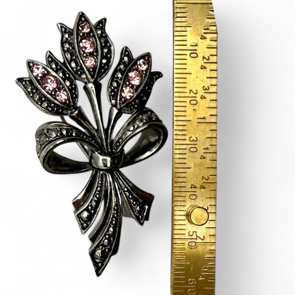 Vintage Avon Pink Rhinestone Tulip Flower Bouquet Bow Faux Marcasite Brooch Pin - Picture 3 of 7